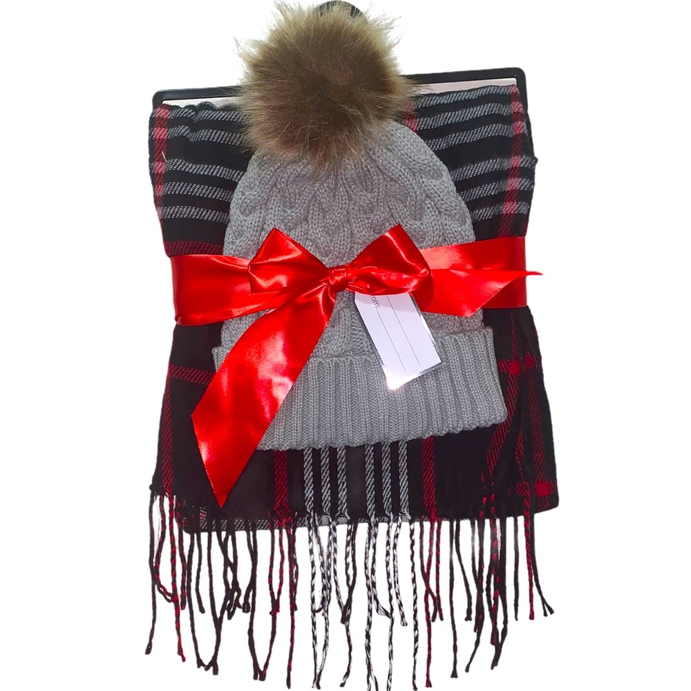 Gray, black & red hat&  plaid scarf set gift NWT